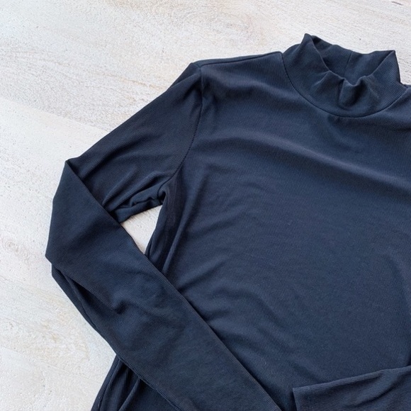 Turtleneck Long Sleeve Tees